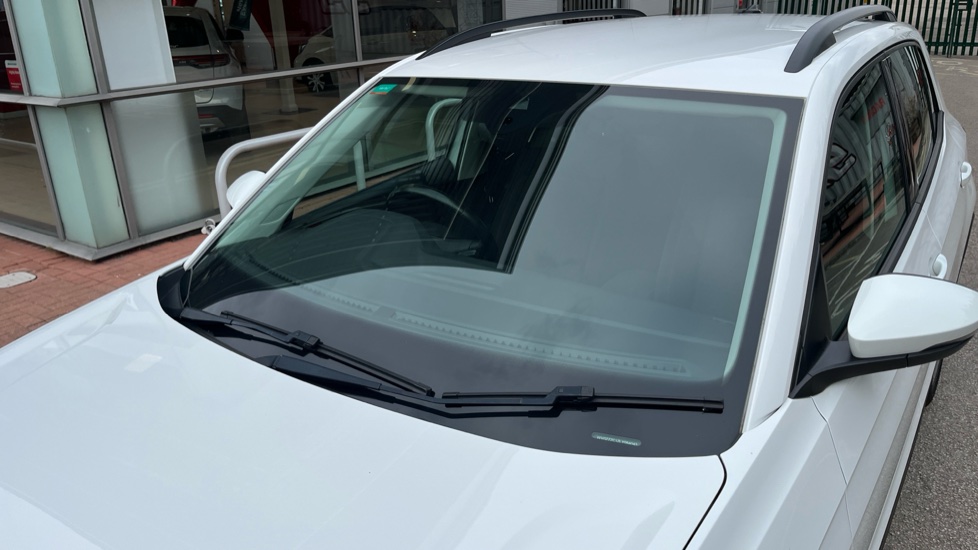 Volkswagen T-Cross 1.0 TSI 115 SE 5dr Petrol Estate - Image 25