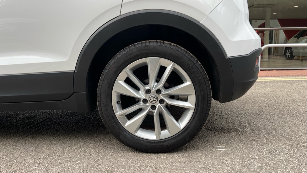Volkswagen T-Cross 1.0 TSI 115 SE 5dr Petrol Estate - Image 28