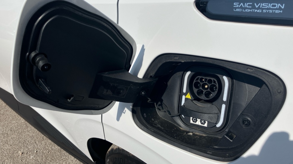 MG MG4 150kW Trophy EV Long Range 64kWh 5dr Auto Electric Hatchback - Image 32
