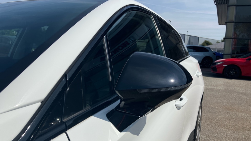 MG MG4 150kW Trophy EV Long Range 64kWh 5dr Auto Electric Hatchback - Image 33