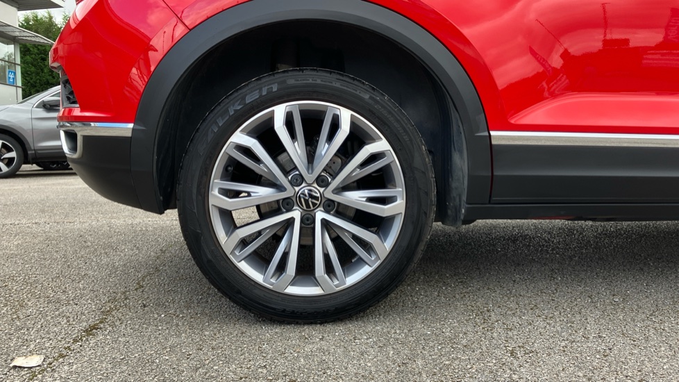 Volkswagen T-Roc 1.5 TSI EVO SEL 5dr Petrol Hatchback - Image 7