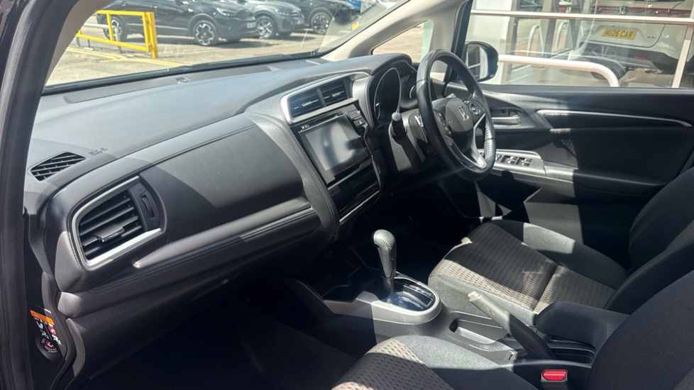 Honda Jazz 1.3 i-VTEC EX Navi 5dr CVT Petrol Hatchback - Image 9