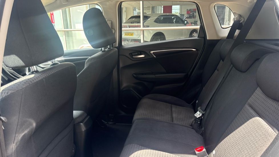 Honda Jazz 1.3 i-VTEC EX Navi 5dr CVT Petrol Hatchback - Image 16