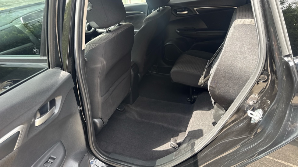 Honda Jazz 1.3 i-VTEC EX Navi 5dr CVT Petrol Hatchback - Image 44
