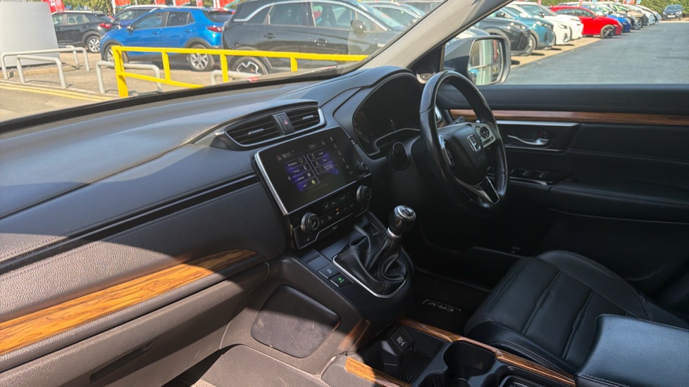 Honda CR-V 1.5 VTEC Turbo EX 5dr Petrol Estate - Image 9