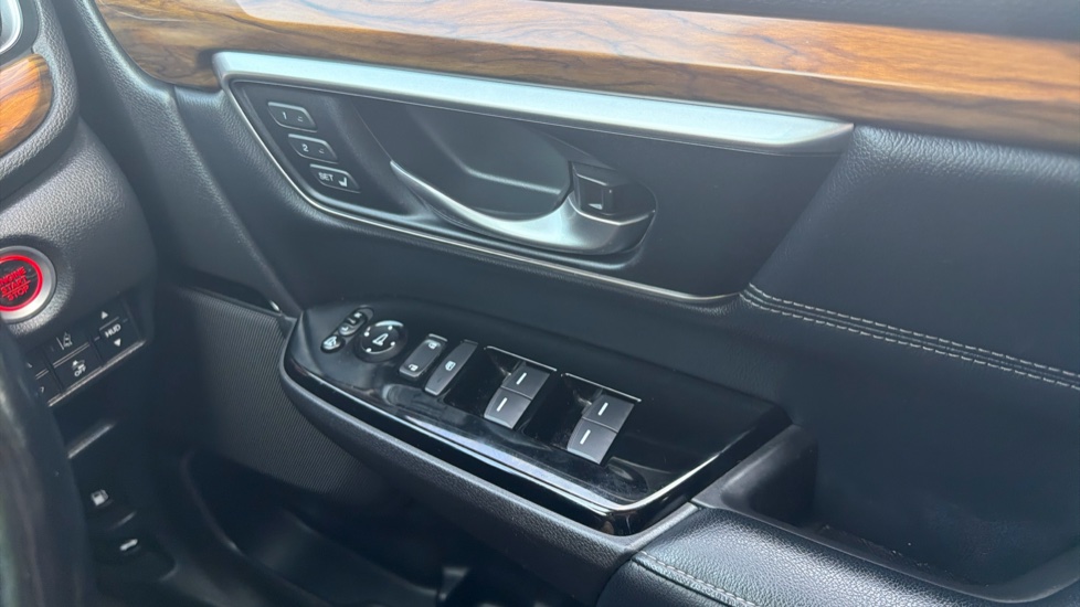 Honda CR-V 1.5 VTEC Turbo EX 5dr Petrol Estate - Image 35