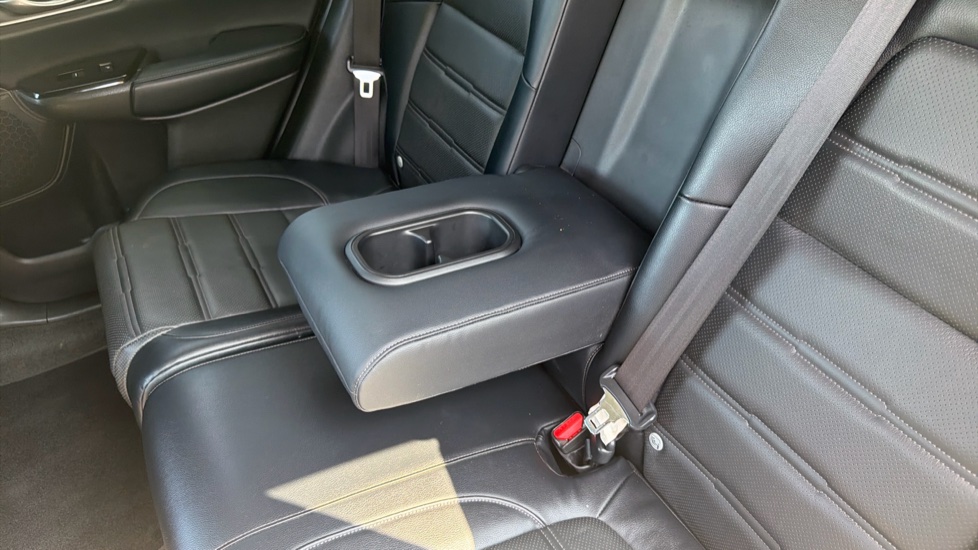 Honda CR-V 1.5 VTEC Turbo EX 5dr Petrol Estate - Image 44