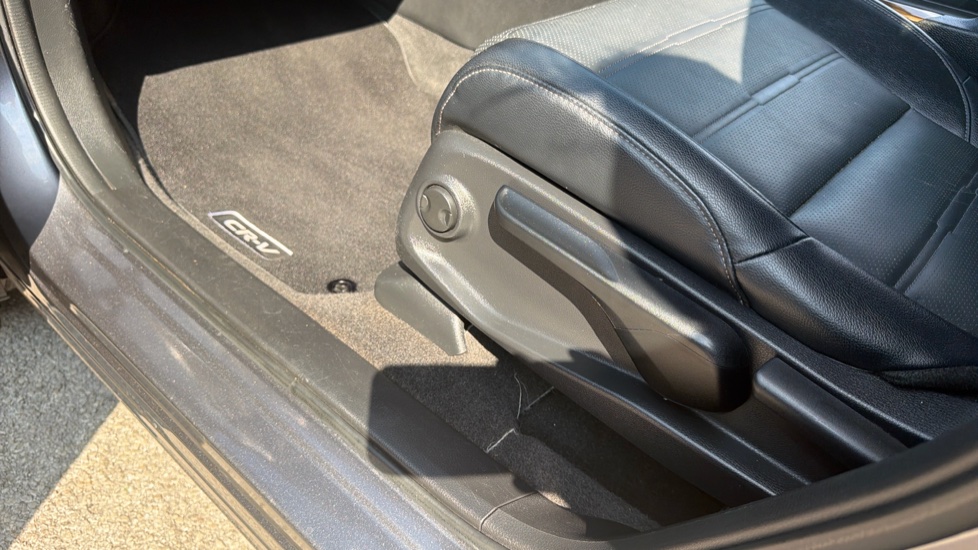 Honda CR-V 1.5 VTEC Turbo EX 5dr Petrol Estate - Image 53