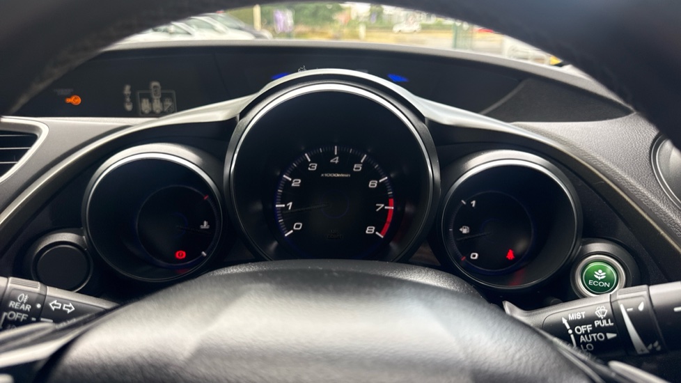 Honda Civic 1.8 i-VTEC SE Plus 5dr [Nav] Petrol Hatchback - Image 18