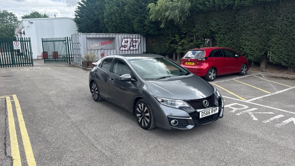 Honda Civic 1.8 i-VTEC SE Plus 5dr [Nav] Petrol Hatchback - Image 24