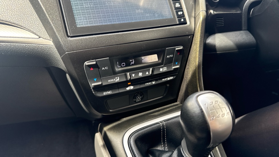 Honda Civic 1.8 i-VTEC SE Plus 5dr [Nav] Petrol Hatchback - Image 33