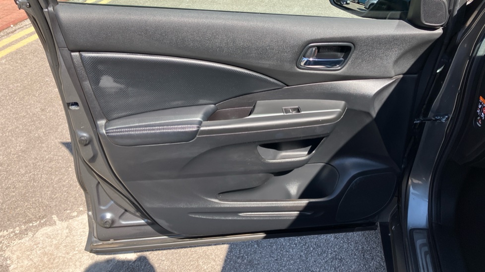 Honda CR-V 2.0 i-VTEC EX 5dr Petrol Estate - Image 33