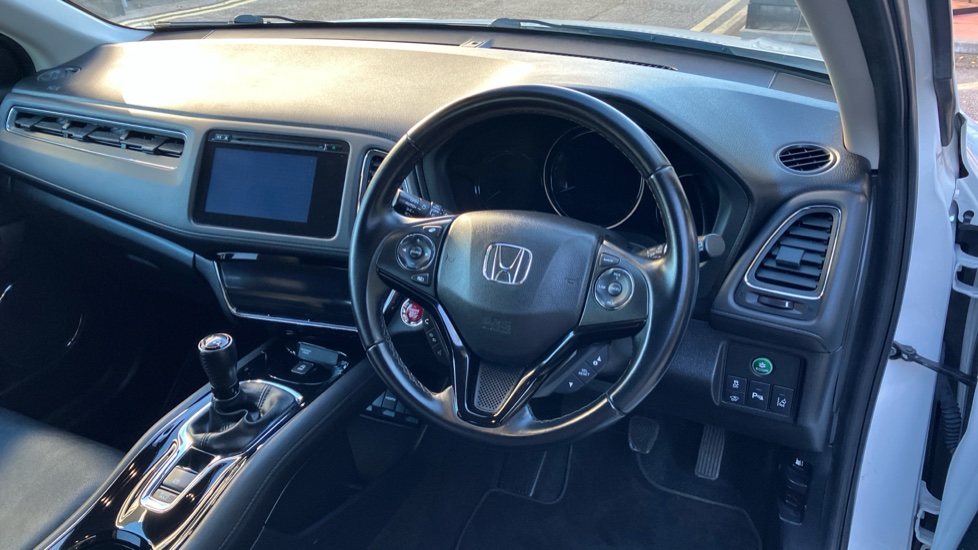 Honda HR-V 1.5 i-VTEC EX 5dr Petrol Hatchback - Image 11