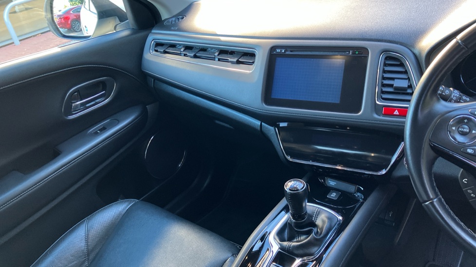 Honda HR-V 1.5 i-VTEC EX 5dr Petrol Hatchback - Image 14