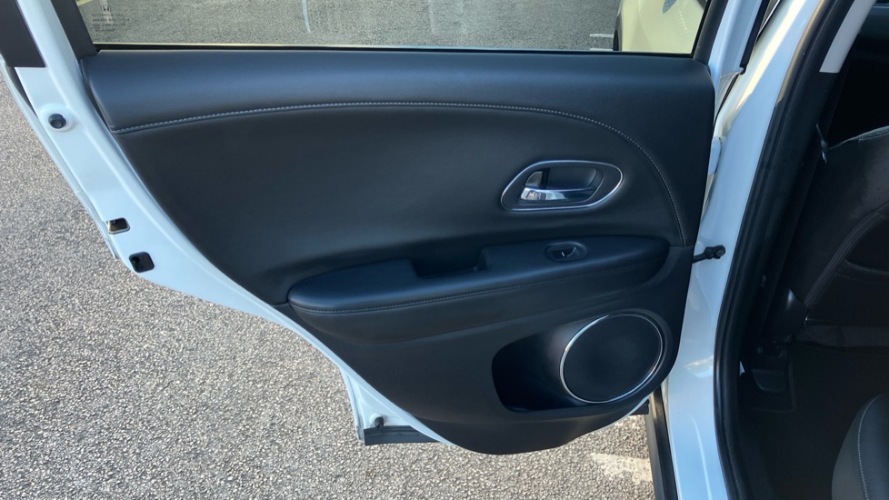 Honda HR-V 1.5 i-VTEC EX 5dr Petrol Hatchback - Image 34