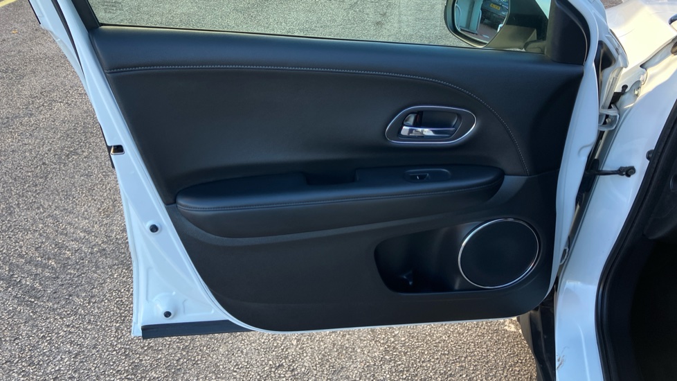 Honda HR-V 1.5 i-VTEC EX 5dr Petrol Hatchback - Image 35