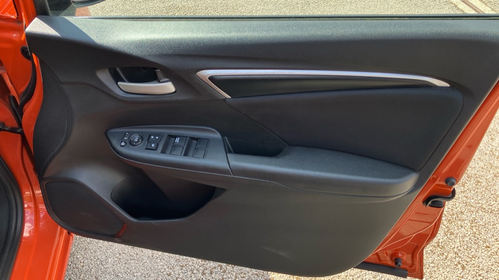 Honda Jazz 1.3 SE 5dr Petrol Hatchback - Image 30