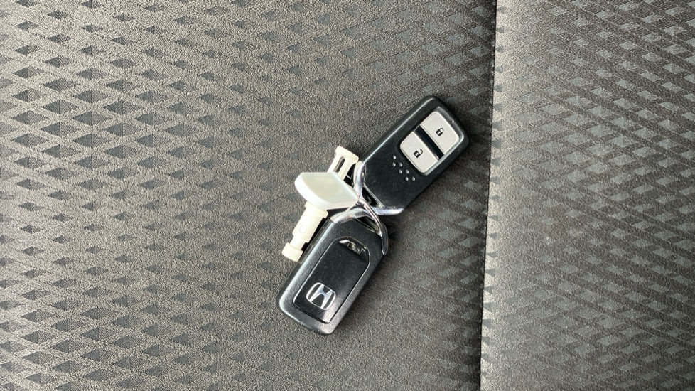 Honda Jazz 1.3 i-VTEC EX Navi 5dr CVT Petrol Hatchback - Image 20