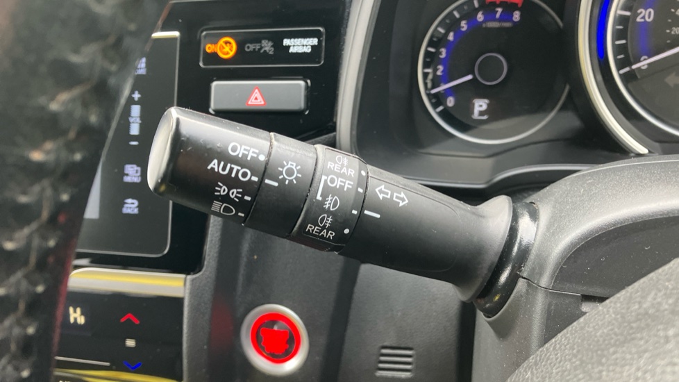 Honda Jazz 1.3 i-VTEC EX Navi 5dr CVT Petrol Hatchback - Image 25