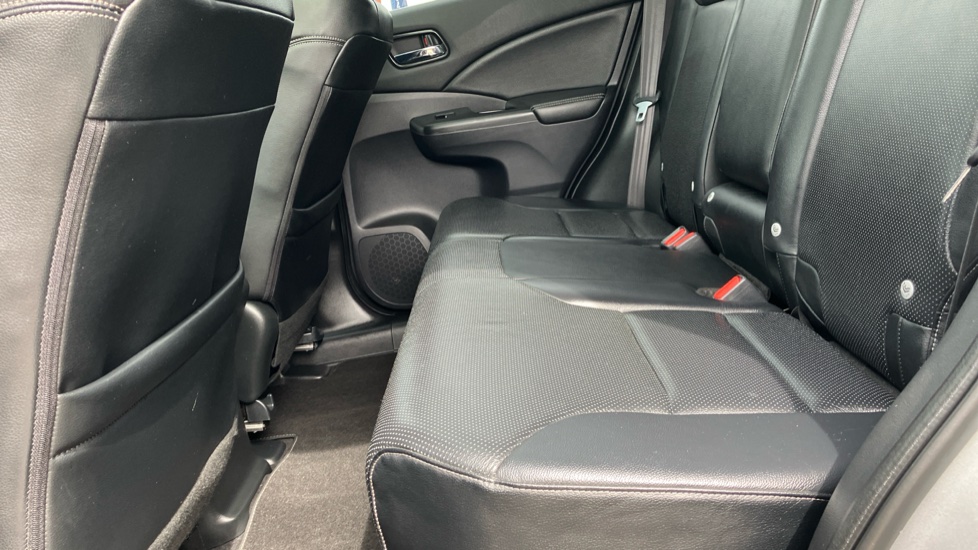 Honda CR-V 2.0 i-VTEC EX 5dr Auto Petrol Estate - Image 16