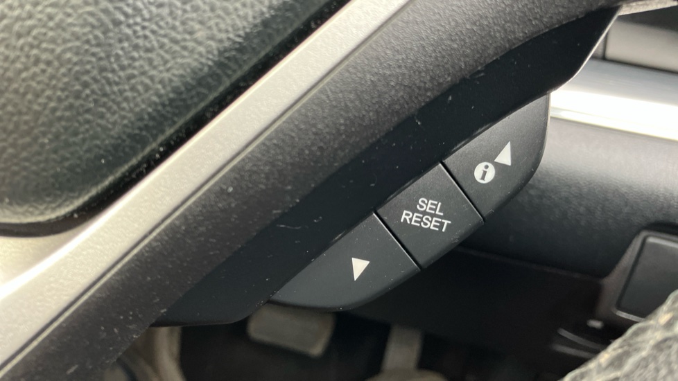Honda CR-V 2.0 i-VTEC EX 5dr Auto Petrol Estate - Image 24