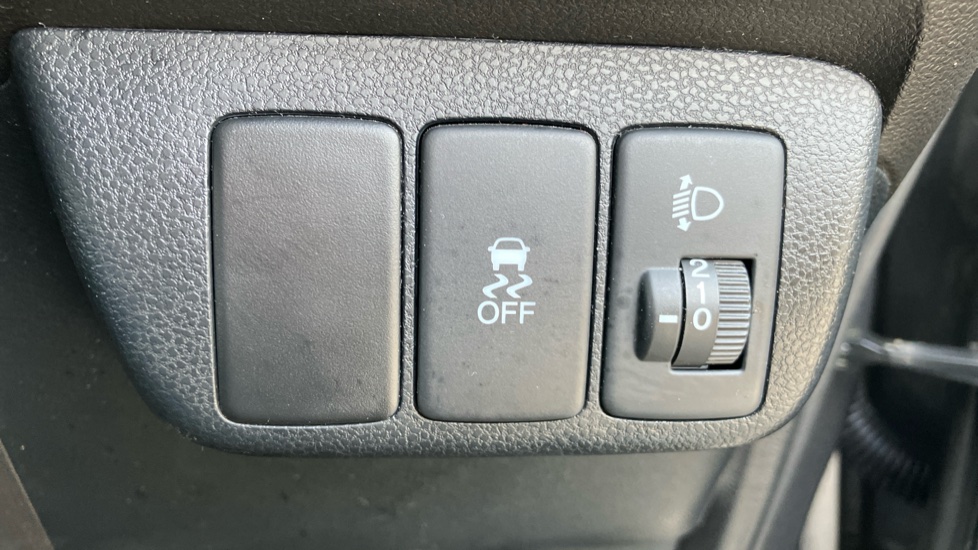 Honda Jazz 1.4 i-VTEC ES Plus 5dr CVT Petrol Hatchback - Image 27