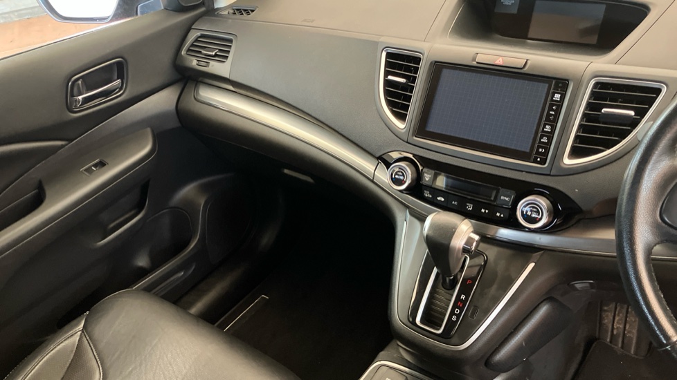 Honda CR-V 2.0 i-VTEC Black Edition 5dr Auto Petrol Estate - Image 14