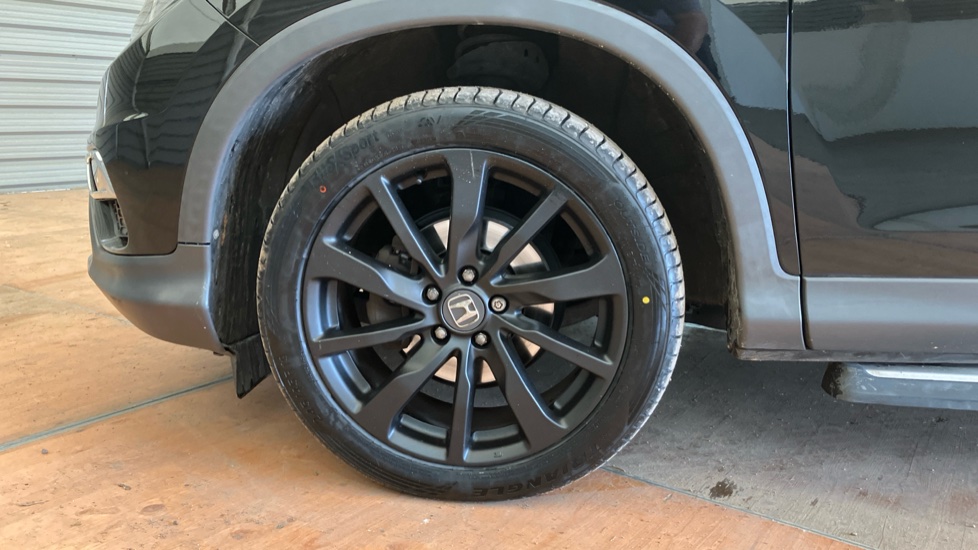 Honda CR-V 2.0 i-VTEC Black Edition 5dr Auto Petrol Estate - Image 39