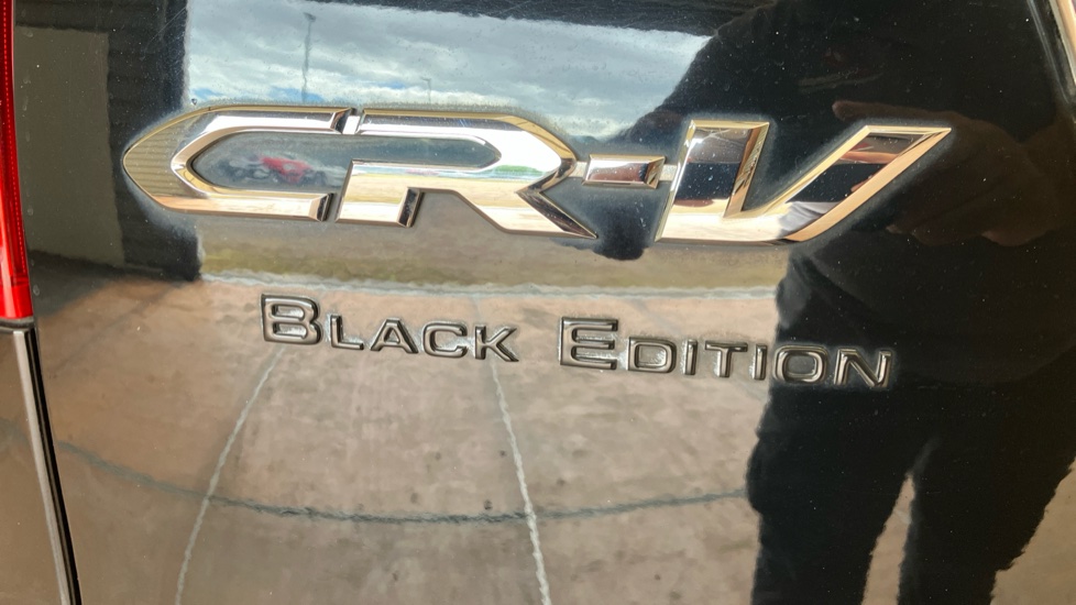 Honda CR-V 2.0 i-VTEC Black Edition 5dr Auto Petrol Estate - Image 40