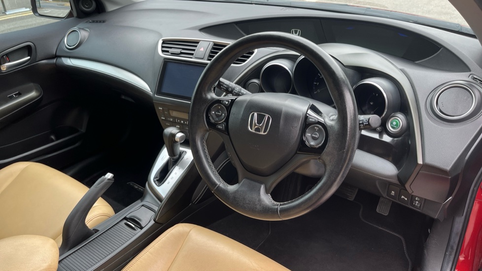 Honda Civic 1.8 i-VTEC SE Plus 5dr Auto [Nav] Petrol Hatchback - Image 11
