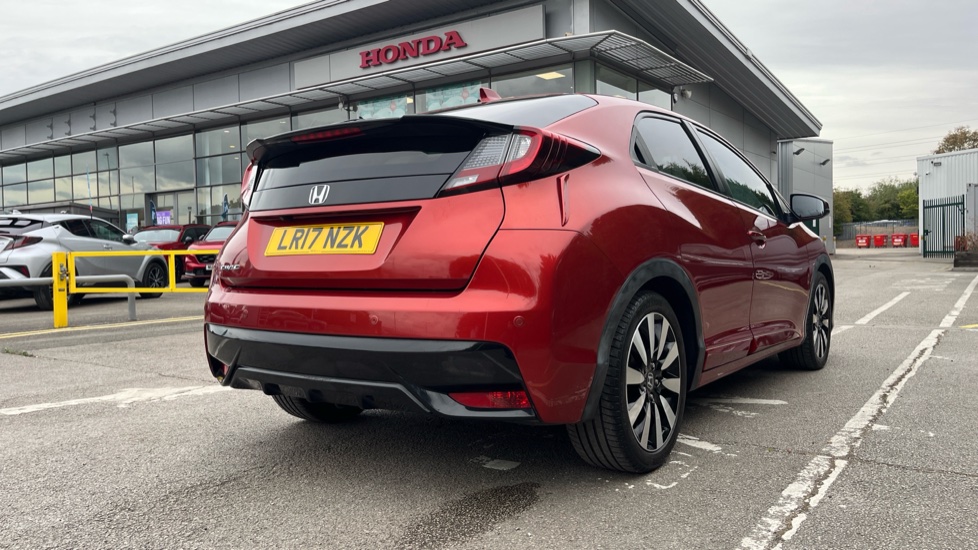 Honda Civic 1.8 i-VTEC SE Plus 5dr Auto [Nav] Petrol Hatchback - Image 30
