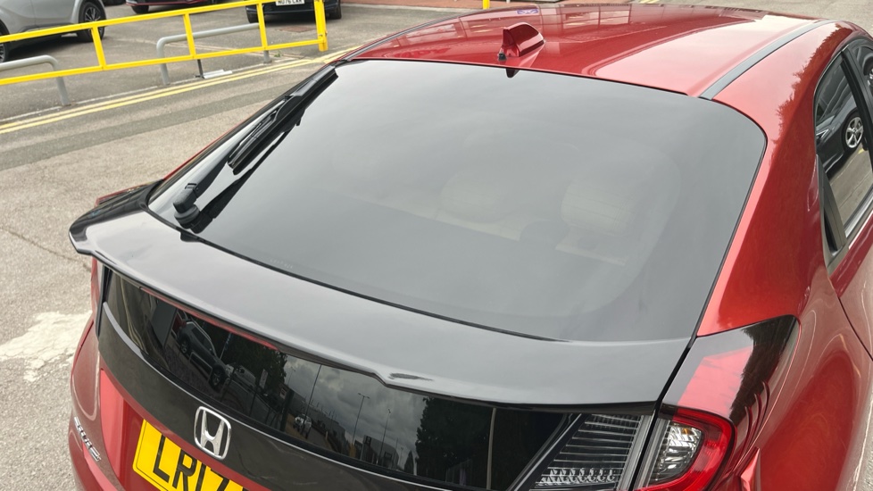 Honda Civic 1.8 i-VTEC SE Plus 5dr Auto [Nav] Petrol Hatchback - Image 31