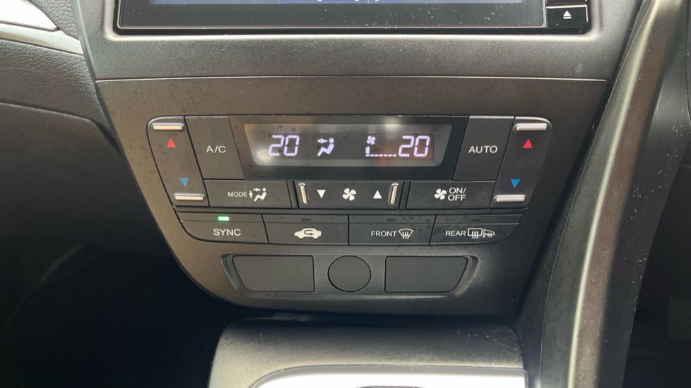 Honda Civic 1.8 i-VTEC SE Plus 5dr Auto [Nav] Petrol Hatchback - Image 40