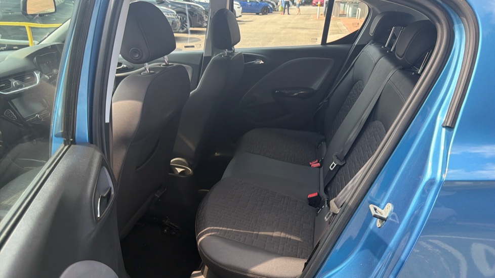 Vauxhall Corsa 1.4 SE 5dr Auto Petrol Hatchback - Image 16