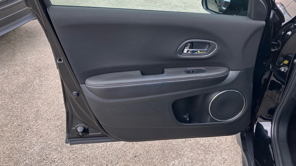 Honda HR-V 1.5 i-VTEC SE 5dr Petrol Hatchback - Image 36