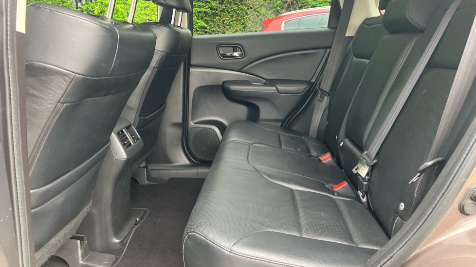 Honda CR-V 2.0 i-VTEC EX 5dr Petrol Estate - Image 16