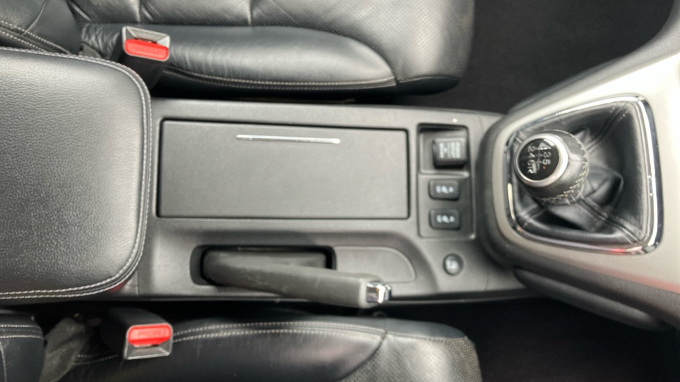 Honda CR-V 2.0 i-VTEC EX 5dr Petrol Estate - Image 29