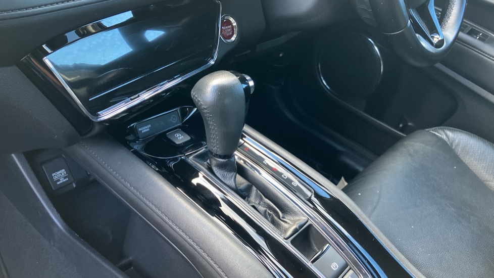 Honda HR-V 1.5 i-VTEC EX CVT 5dr Petrol Hatchback - Image 13