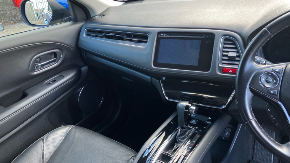 Honda HR-V 1.5 i-VTEC EX CVT 5dr Petrol Hatchback - Image 14