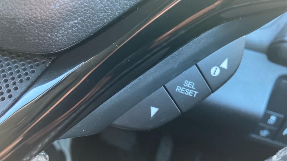 Honda HR-V 1.5 i-VTEC EX CVT 5dr Petrol Hatchback - Image 24