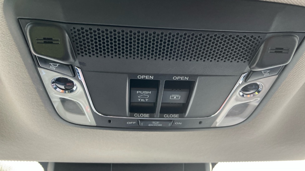 Honda HR-V 1.5 i-VTEC EX CVT 5dr Petrol Hatchback - Image 27