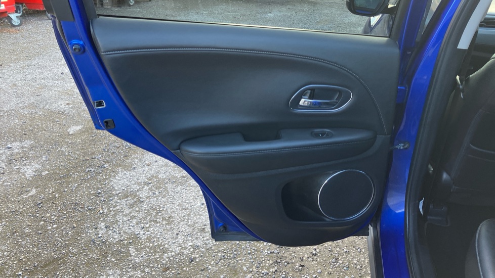Honda HR-V 1.5 i-VTEC EX CVT 5dr Petrol Hatchback - Image 35