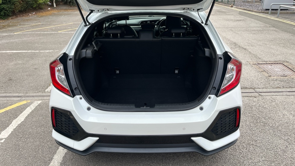 Honda Civic 1.0 VTEC Turbo 126 Sport Line 5dr CVT Petrol Hatchback - Image 4