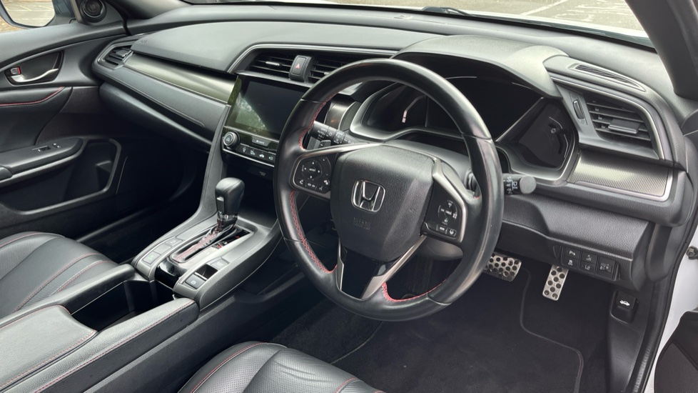 Honda Civic 1.0 VTEC Turbo 126 Sport Line 5dr CVT Petrol Hatchback - Image 11
