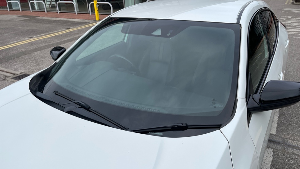 Honda Civic 1.0 VTEC Turbo 126 Sport Line 5dr CVT Petrol Hatchback - Image 25