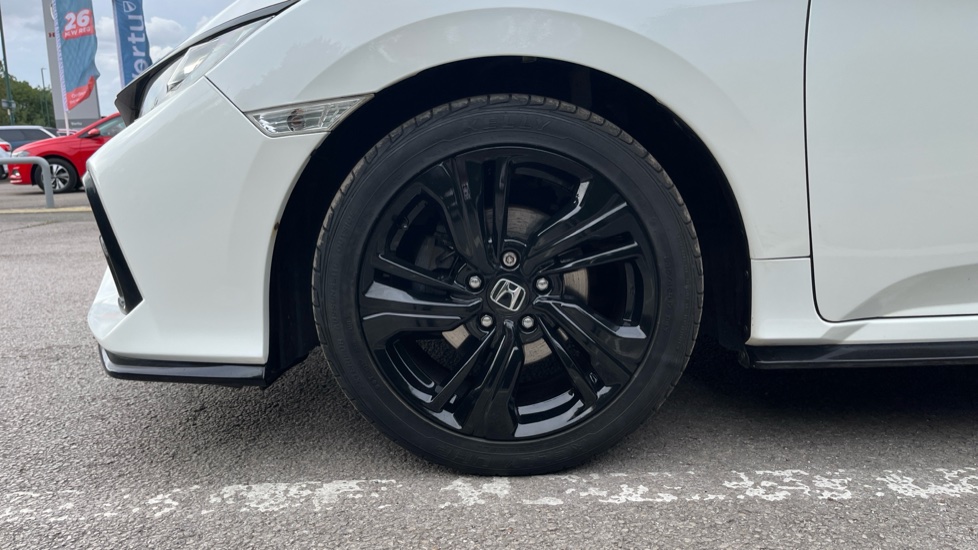 Honda Civic 1.0 VTEC Turbo 126 Sport Line 5dr CVT Petrol Hatchback - Image 26
