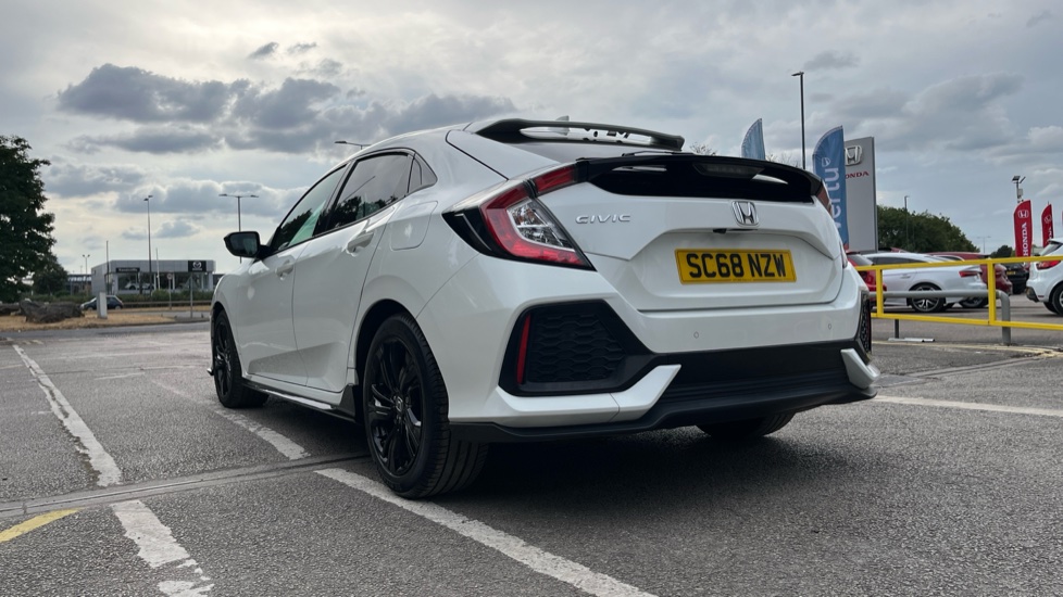 Honda Civic 1.0 VTEC Turbo 126 Sport Line 5dr CVT Petrol Hatchback - Image 29