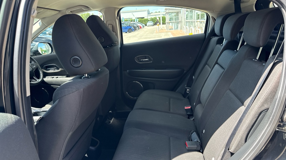 Honda HR-V 1.6 i-DTEC SE 5dr Diesel Hatchback - Image 16