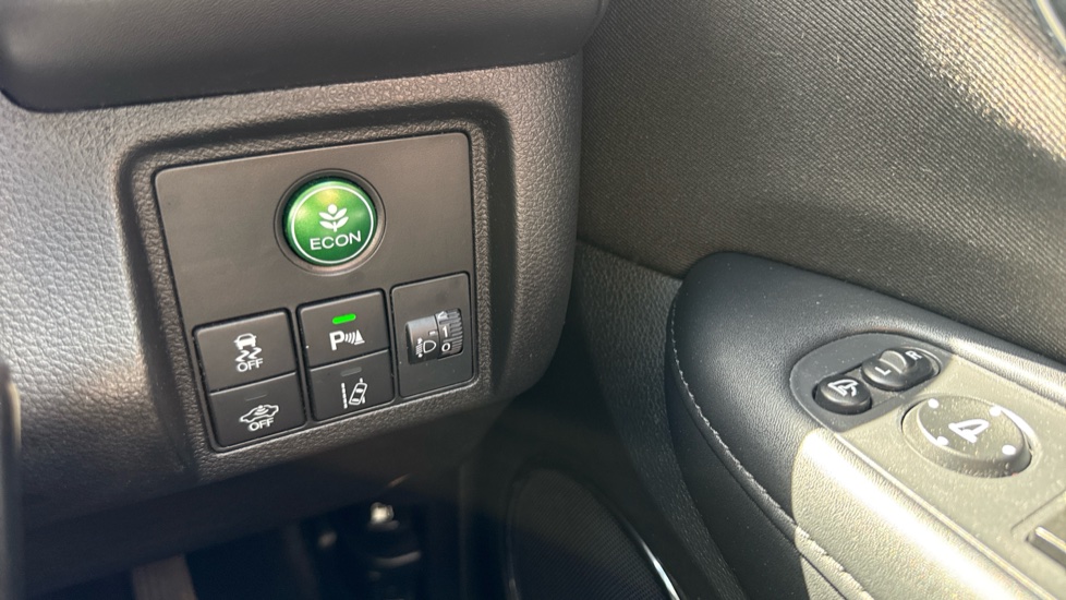 Honda HR-V 1.6 i-DTEC SE 5dr Diesel Hatchback - Image 33