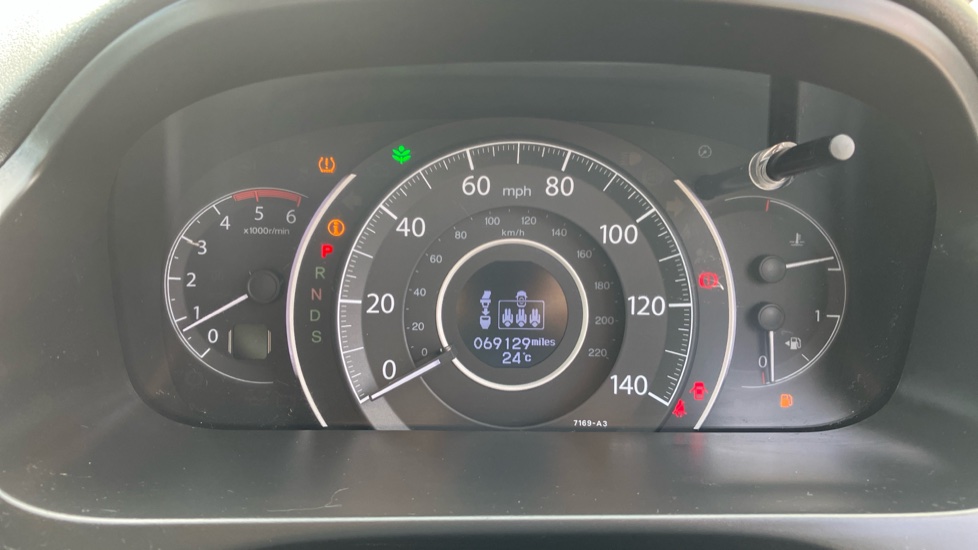 Honda CR-V 2.2 i-DTEC EX 5dr Auto Diesel Estate - Image 18